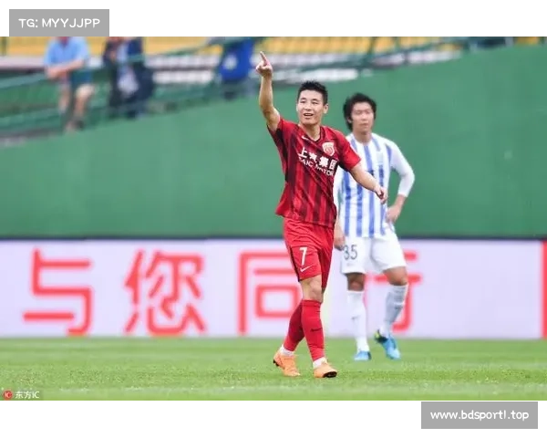 武磊上演帽子戏法技惊四座助球队大胜引发球迷热烈讨论 武磊上演帽子戏法技惊四座助球队大胜引发球迷热烈讨论