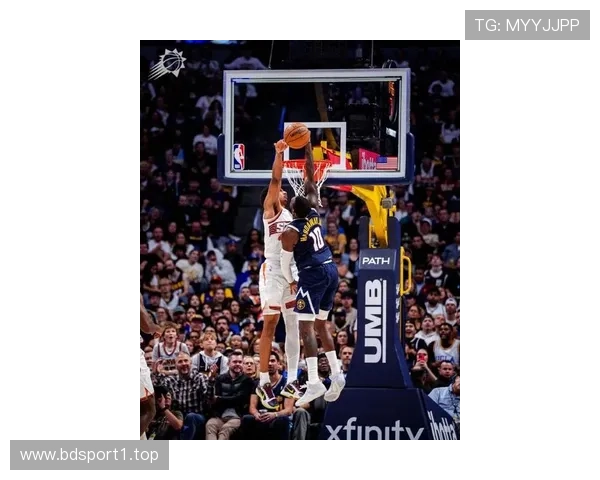 小里关键上篮救主詹姆斯直言错失良机本可赢下比赛关键时刻惜败局 小里关键上篮救主詹姆斯直言错失良机本可赢下比赛关键时刻惜败局