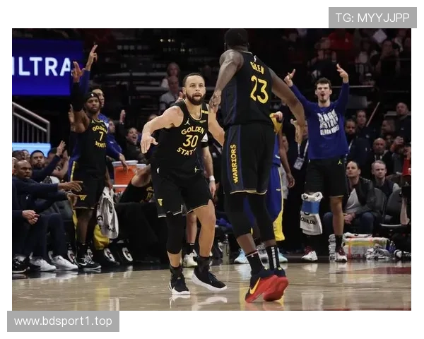 亚历山大爆发率队双杀公牛雷霆豪取十连胜全队状态火热气势如虹